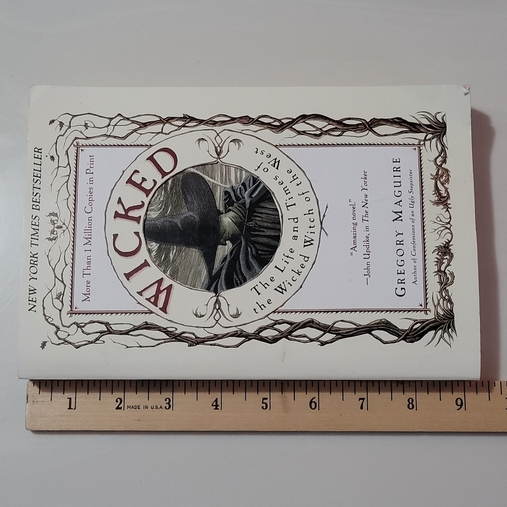 Wicked: The Life & Times Of The Wicked Witch Of The West By G. Maguire Paperback - Picture 9 of 14